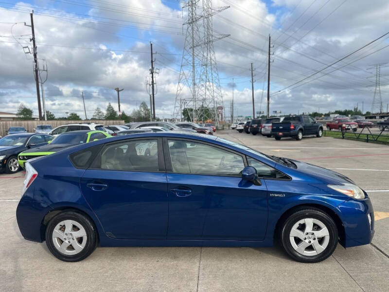 2011 Toyota Prius Two