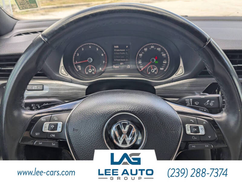 2021 Volkswagen Passat R-Line