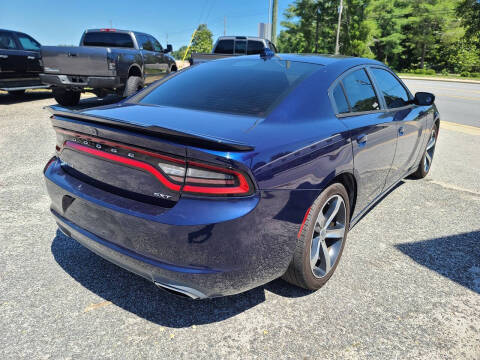 2017 Dodge Charger SXT