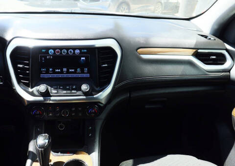 2018 GMC Acadia SLE-2