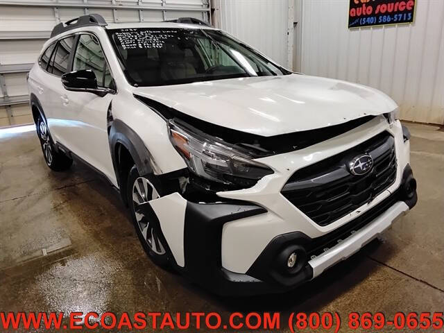 2025 Subaru Outback Limited's photo