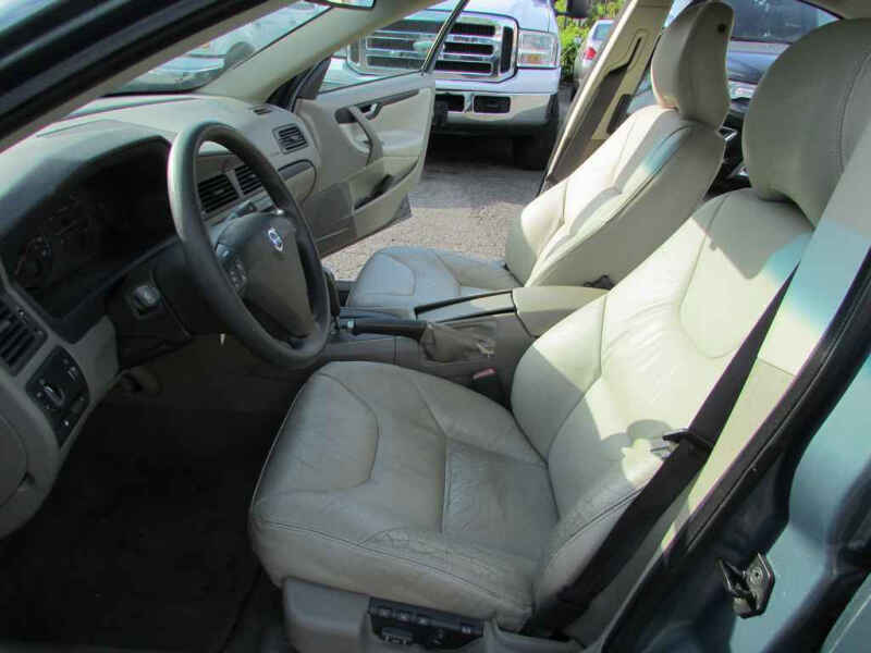 2002 Volvo S60 2.4