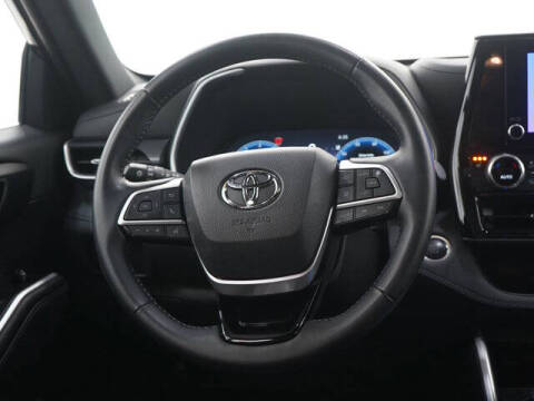 2025 Toyota Highlander XSE