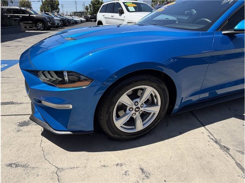 2020 Ford Mustang