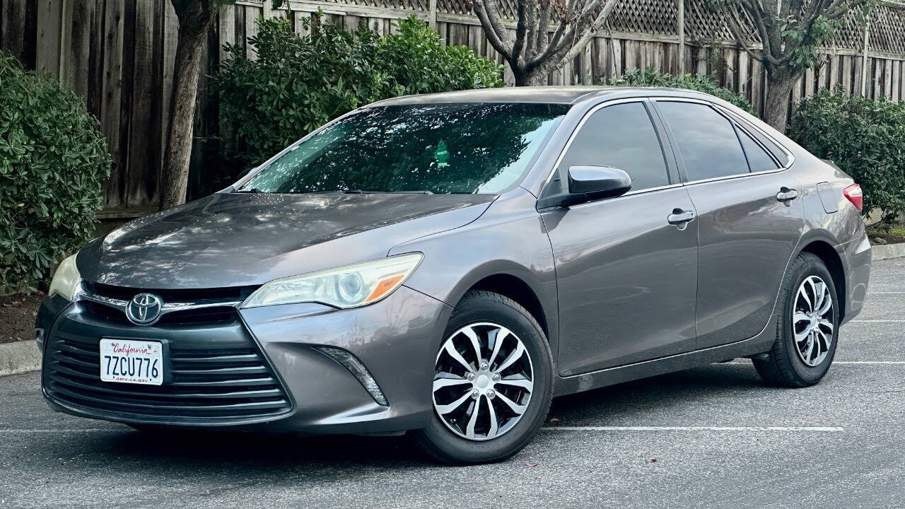 2017 Toyota Camry LE