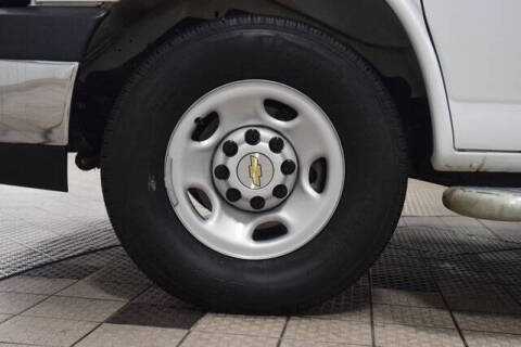 2024 Chevrolet Express 2500