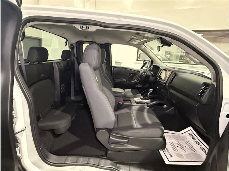 2023 Nissan Frontier