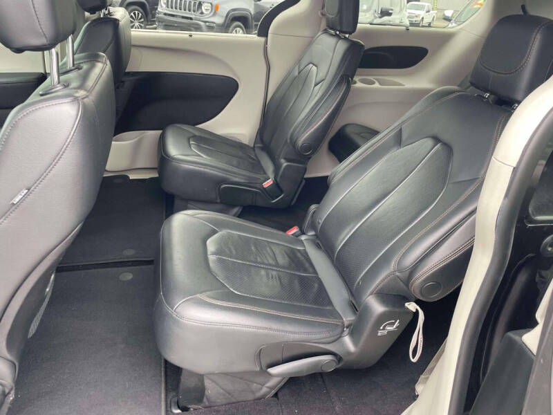 2018 Chrysler Pacifica Touring L