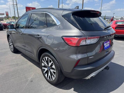 2020 Ford Escape SEL