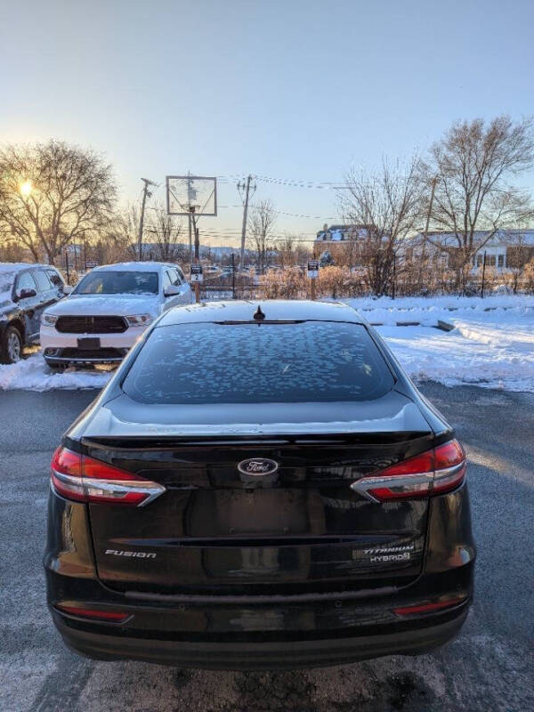 2019 Ford Fusion Hybrid Titanium