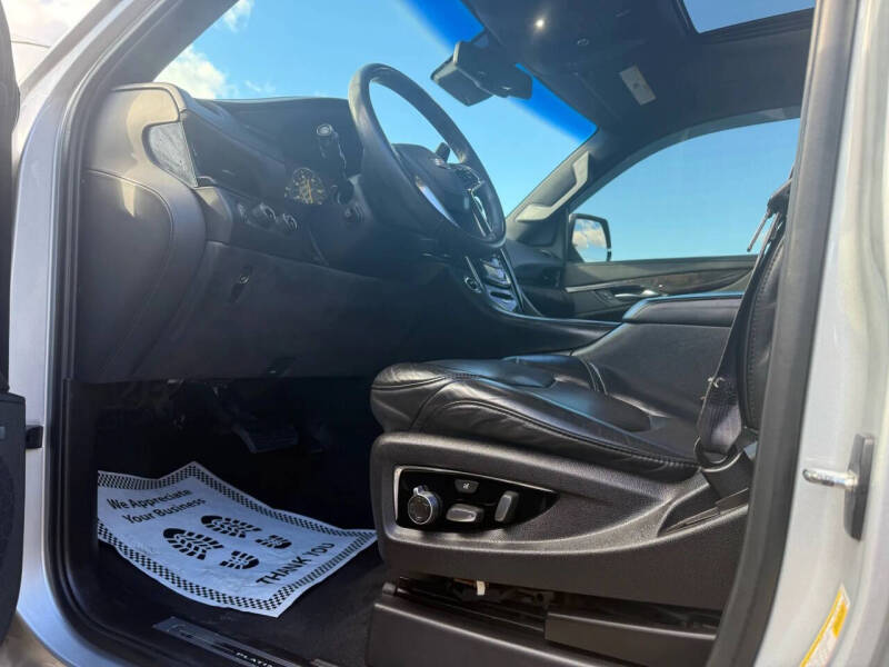 2015 Cadillac Escalade Platinum