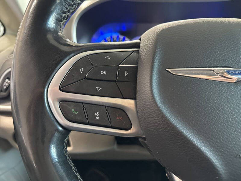 2021 Chrysler Pacifica Touring L