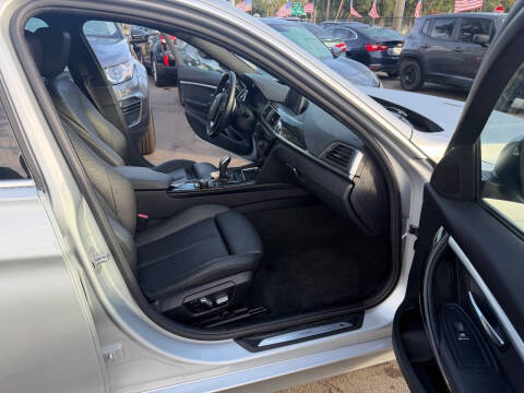 2018 BMW 3 Series 330i