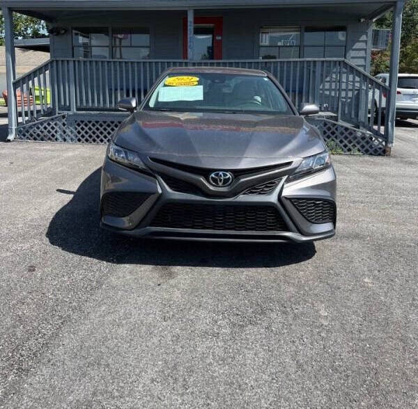 2021 Toyota Camry SE photo 4