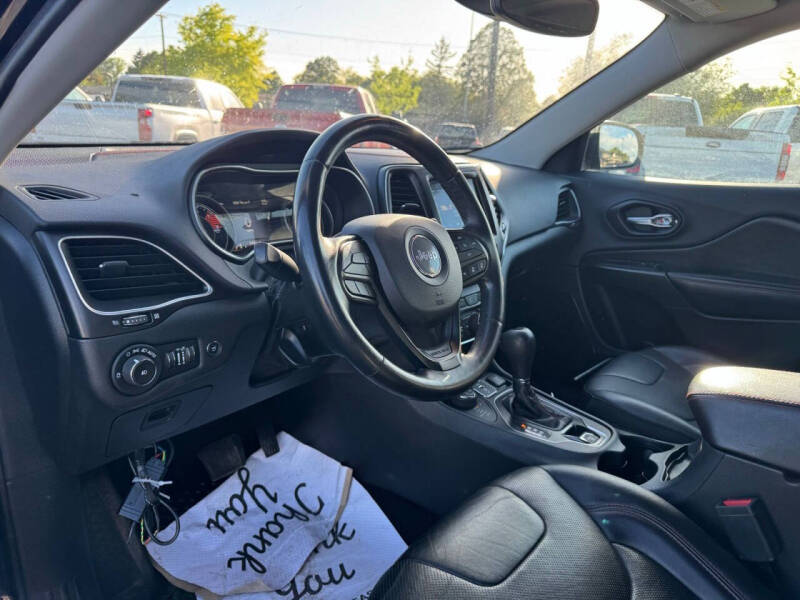 2019 Jeep Cherokee Trailhawk