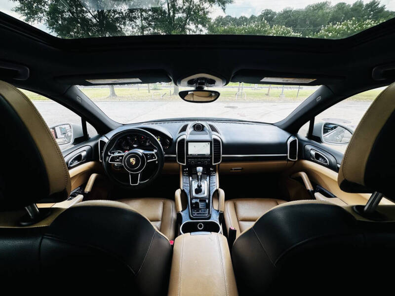 2016 Porsche Cayenne