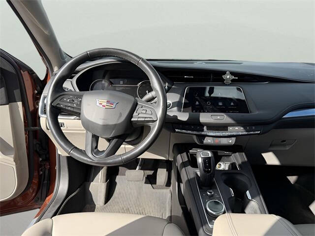 2019 Cadillac XT4 Luxury