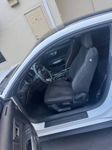 2018 Ford Mustang EcoBoost