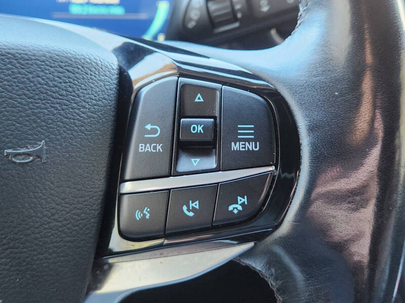 2022 Ford Explorer Hybrid Platinum