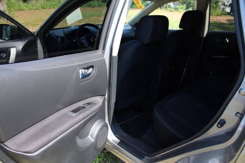 2012 Nissan Rogue S