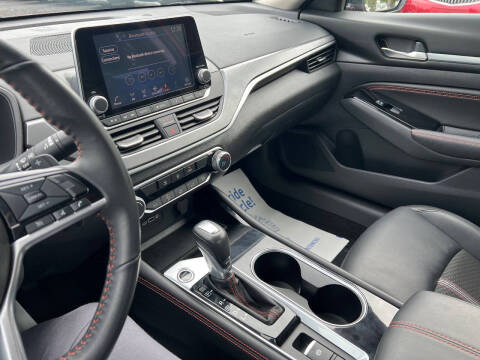 2023 Nissan Altima 2.5 SR