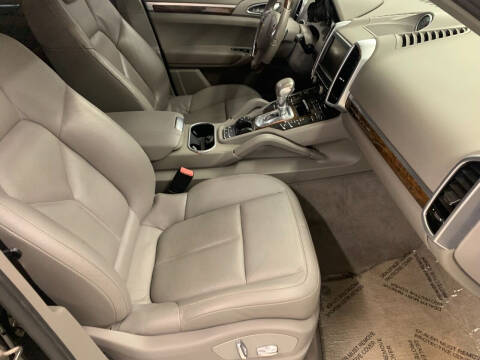 2012 Porsche Cayenne S