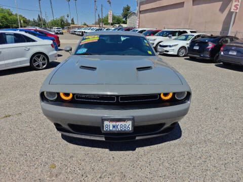 2019 Dodge Challenger SXT