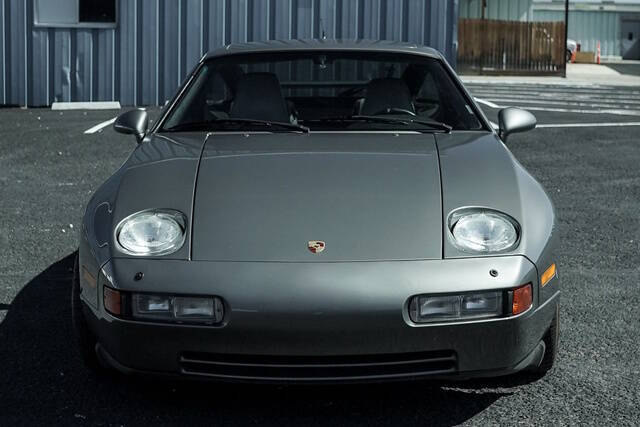 1988 Porsche 928 S4