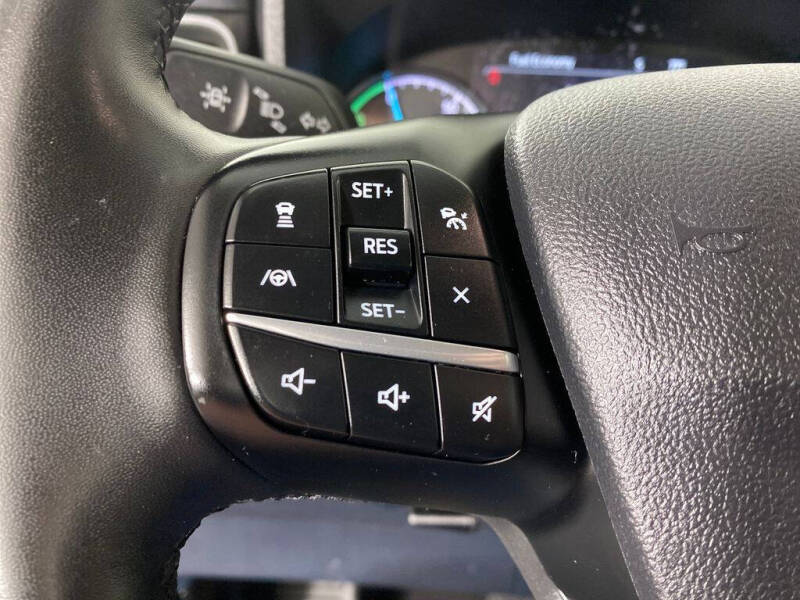 2023 Ford Maverick Lariat