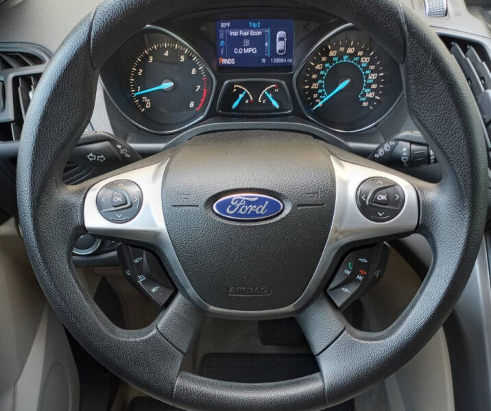 2013 Ford Escape SE photo 16