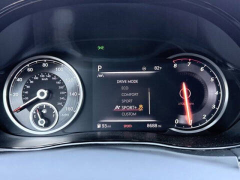 2022 Genesis GV70 2.5T Standard