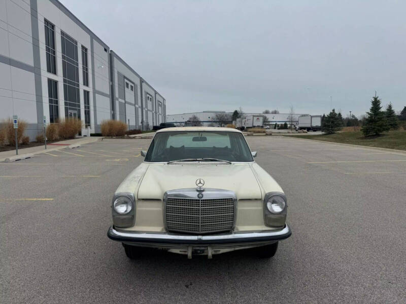 1968 Mercedes-Benz 240-Class