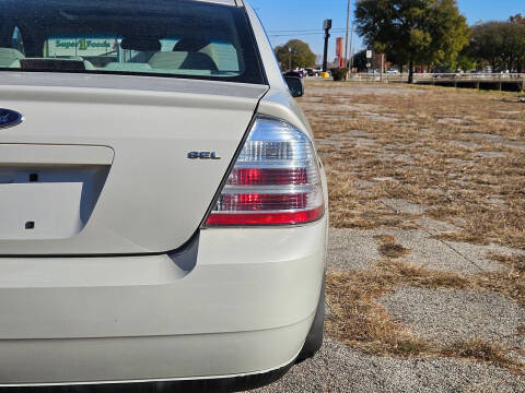 2008 Ford Taurus SEL