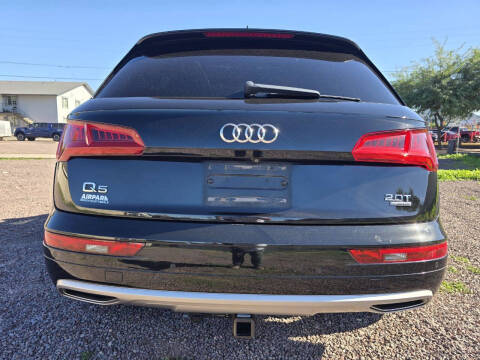 2018 Audi Q5 2.0T quattro Premium Plus