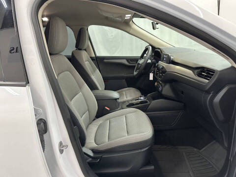 2020 Ford Escape S