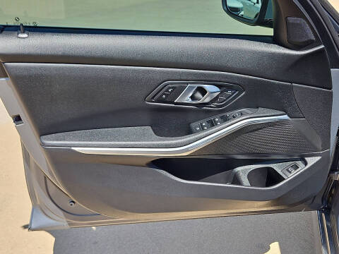 2025 BMW 3 Series 330i