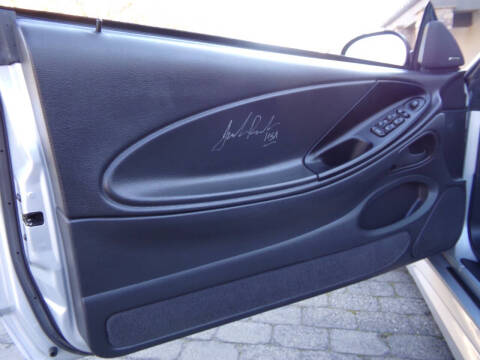 2002 Ford Mustang GT Deluxe