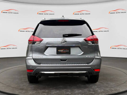 2020 Nissan Rogue