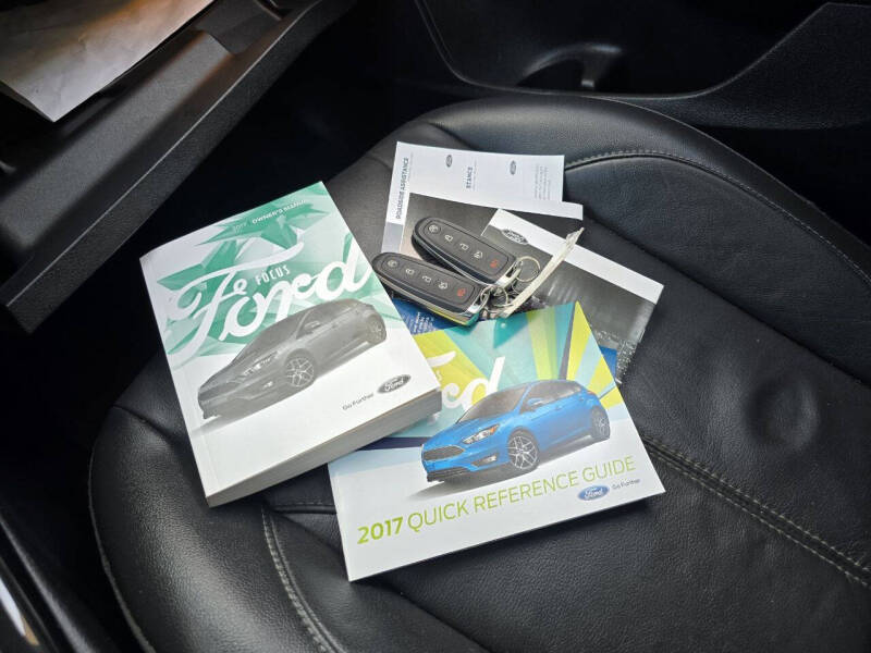 2017 Ford Focus Titanium