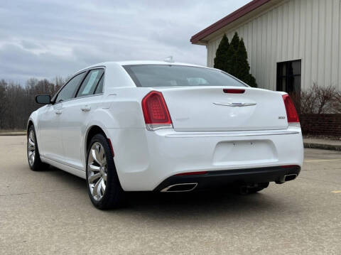 2020 Chrysler 300 Touring