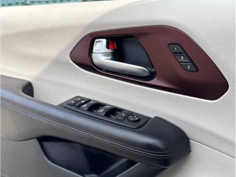 2020 Chrysler Pacifica