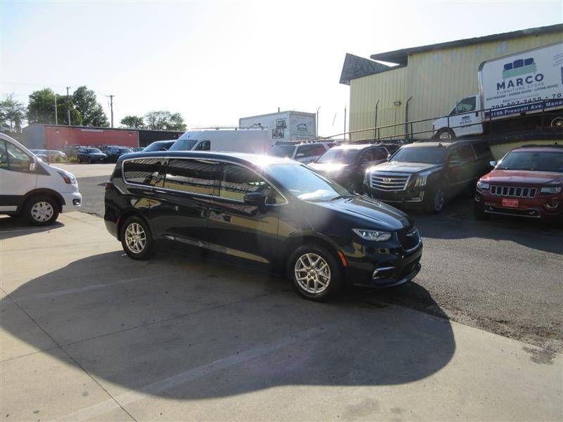 2023 Chrysler Pacifica Touring L