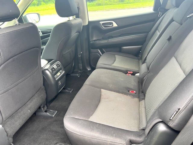 2018 Nissan Pathfinder S