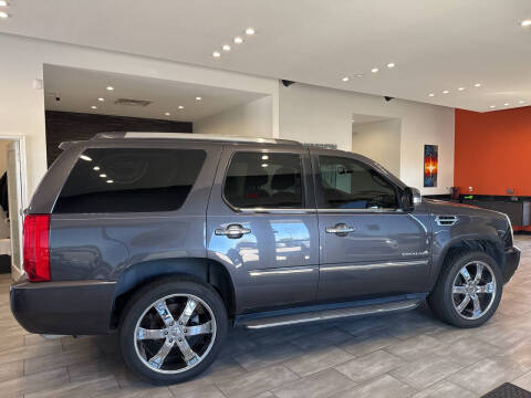 2011 Cadillac Escalade Luxury