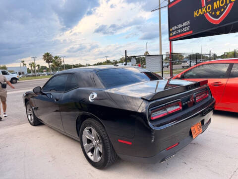 2018 Dodge Challenger SXT