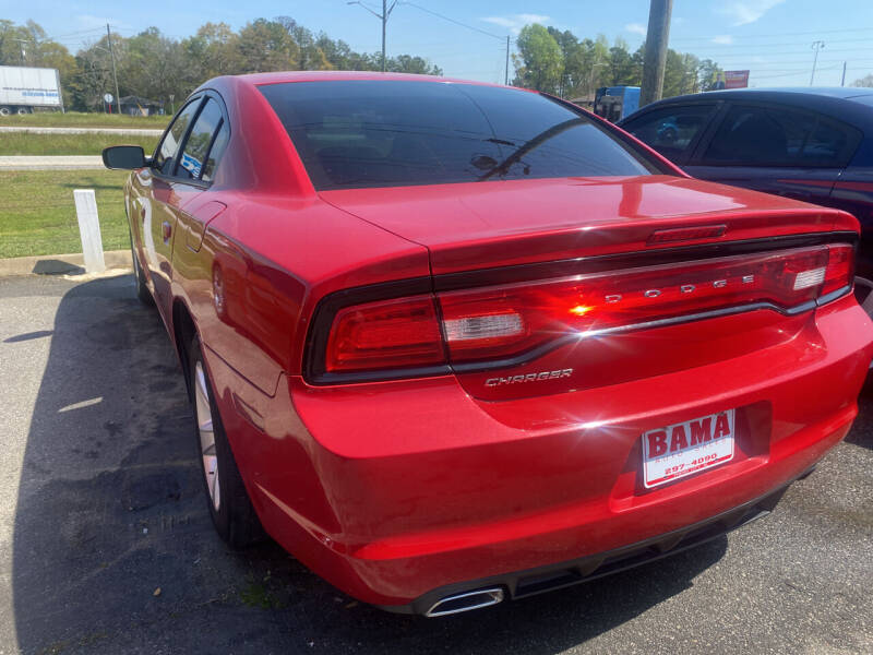 2013 Dodge Charger SE photo 2