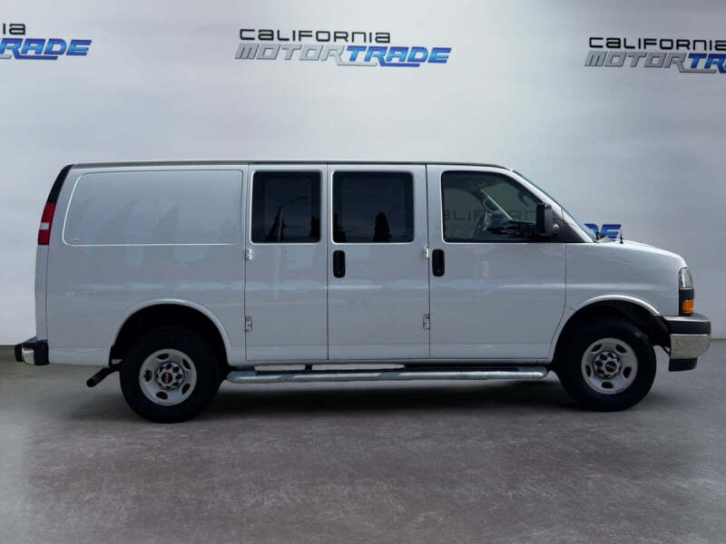2024 GMC Savana 2500