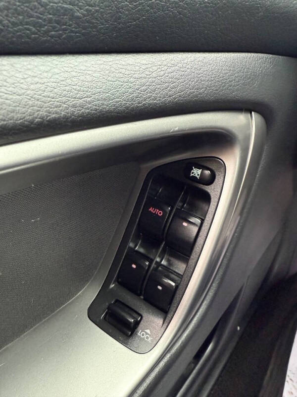 2009 Subaru Legacy 2.5i Special Edition