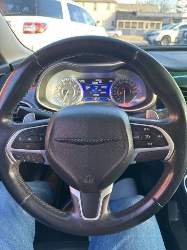 2015 Chrysler 200 C