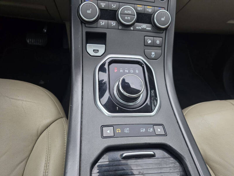 2018 Land Rover Range Rover Evoque SE Premium